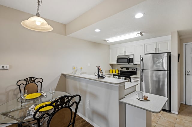 Sun-City-Courtyards-AIL-220-1